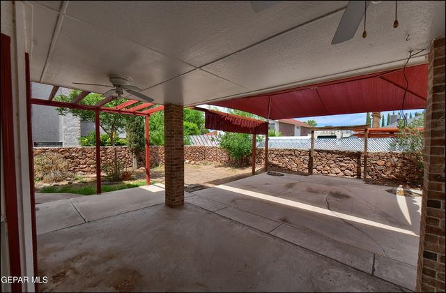 1909 POLLY HARRIS Drive, El Paso, TX 79936