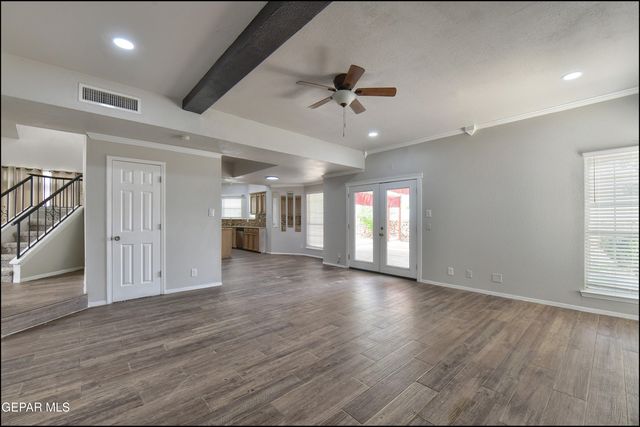 1909 POLLY HARRIS Drive, El Paso, TX 79936