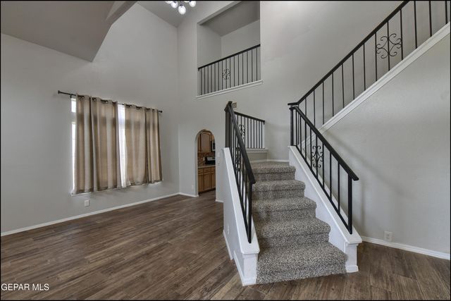 1909 POLLY HARRIS Drive, El Paso, TX 79936