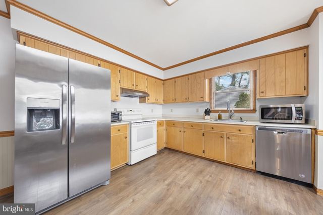 30 TENSAW DR, Browns Mills, NJ 08015