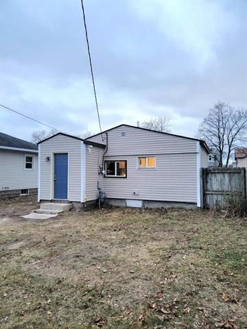 2006 prospect Street, La Crosse, WI 54603