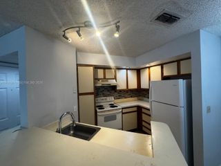3360 N Pinewalk Drive N 1324, Margate, FL 33063
