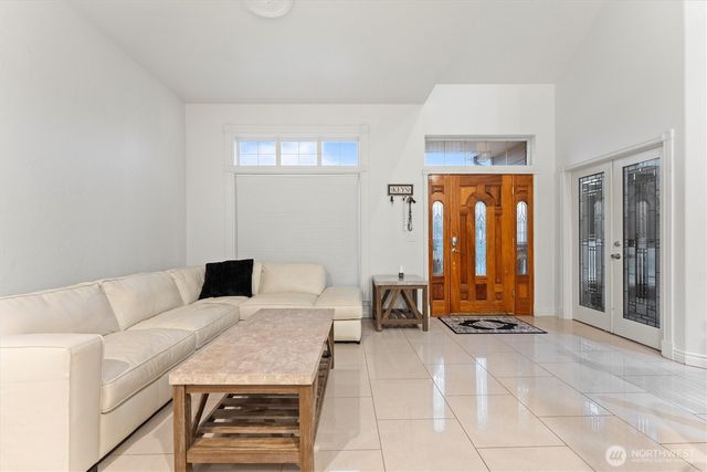 1205 E Rainier Street, Othello, WA 99344