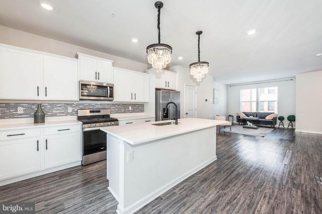 4318 LAPLATA AVE, Baltimore, MD 21211