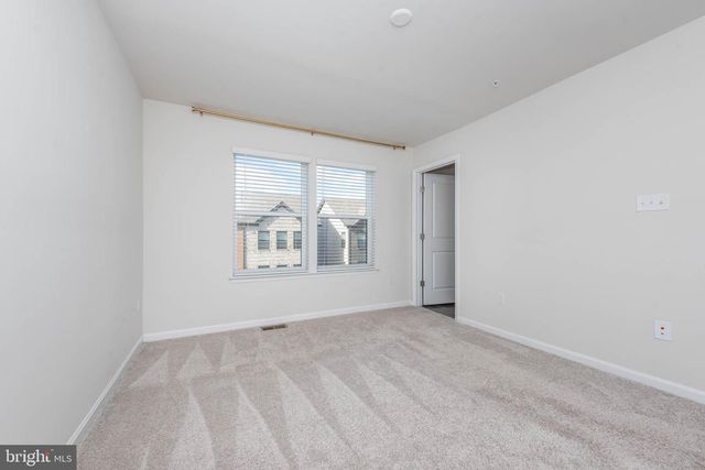 4318 LAPLATA AVE, Baltimore, MD 21211