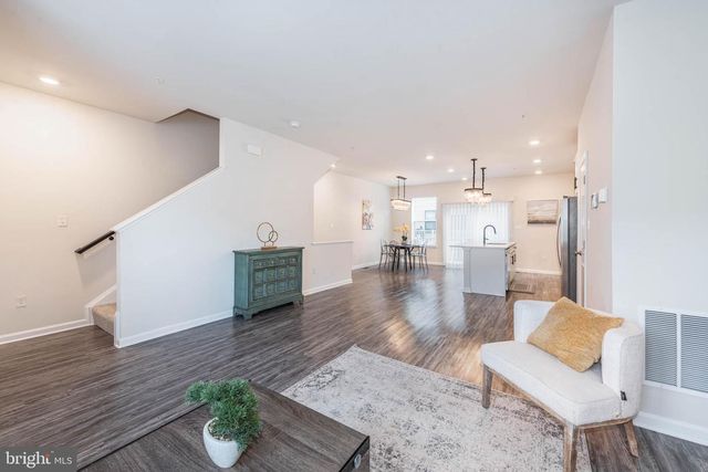 4318 LAPLATA AVE, Baltimore, MD 21211