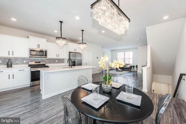 4318 LAPLATA AVE, Baltimore, MD 21211