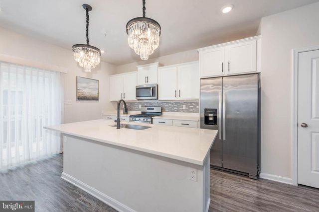 4318 LAPLATA AVE, Baltimore, MD 21211