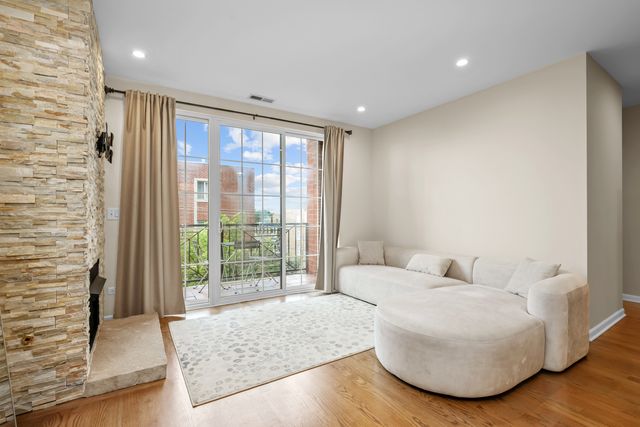 5300 N Lincoln Avenue 3C, Chicago, IL 60625