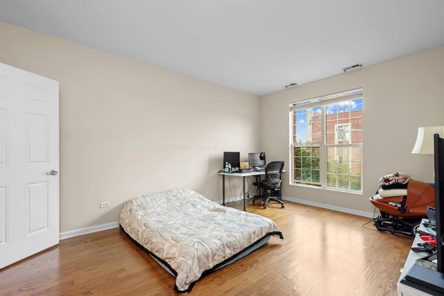 5300 N Lincoln Avenue 3C, Chicago, IL 60625