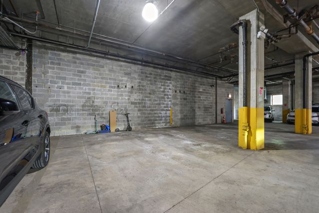 5300 N Lincoln Avenue 3C, Chicago, IL 60625
