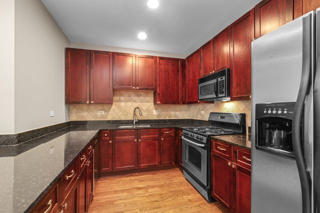 5300 N Lincoln Avenue 3C, Chicago, IL 60625