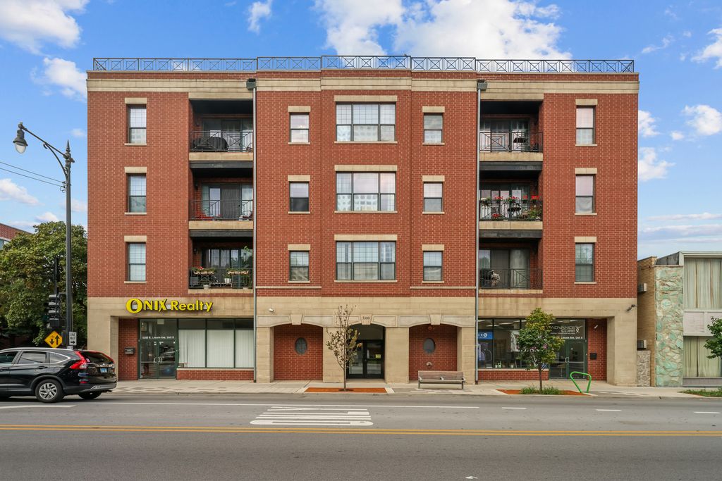 5300 N Lincoln Avenue 3C, Chicago, IL 60625