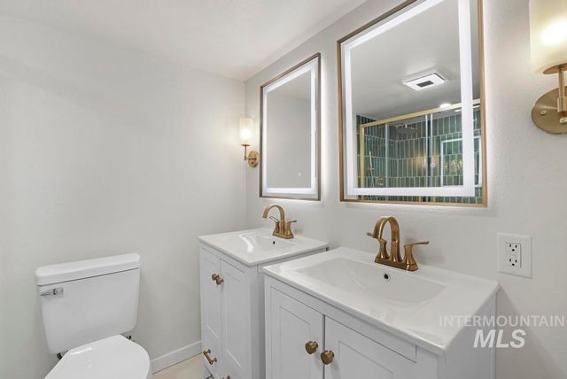 1898 Sigrid Ave, Twin Falls, ID 83301