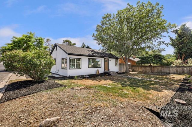 1898 Sigrid Ave, Twin Falls, ID 83301