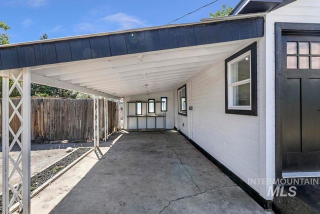 1898 Sigrid Ave, Twin Falls, ID 83301