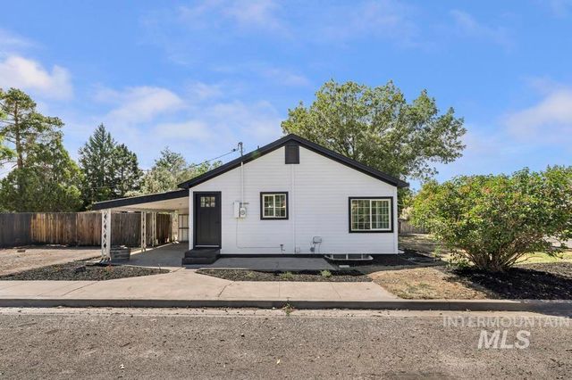 1898 Sigrid Ave, Twin Falls, ID 83301