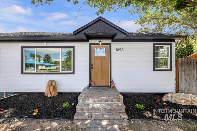 1898 Sigrid Ave, Twin Falls, ID 83301