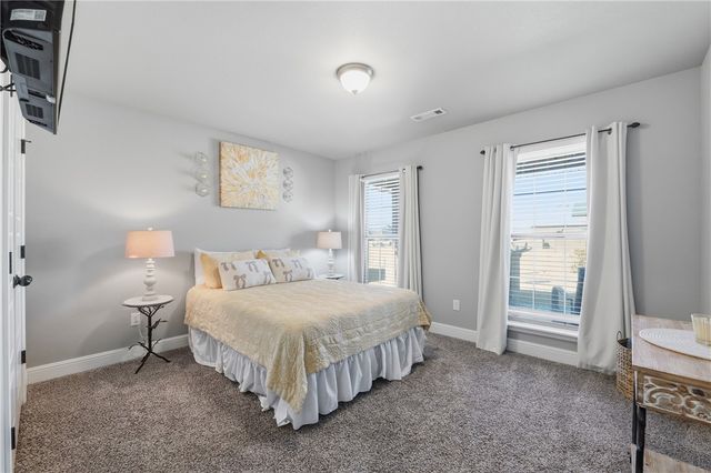 531 NW 59th Avenue, Bentonville, AR 72713