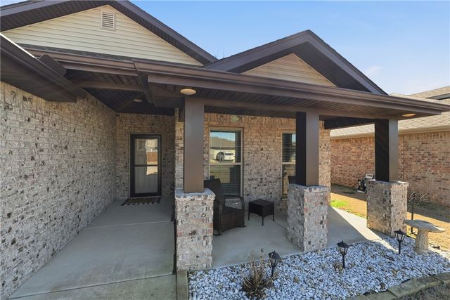 531 NW 59th Avenue, Bentonville, AR 72713