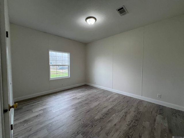 32273 Mary Ann Way, Denham Springs, LA 70006