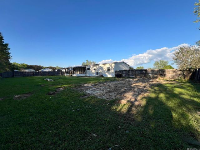 32273 Mary Ann Way, Denham Springs, LA 70006