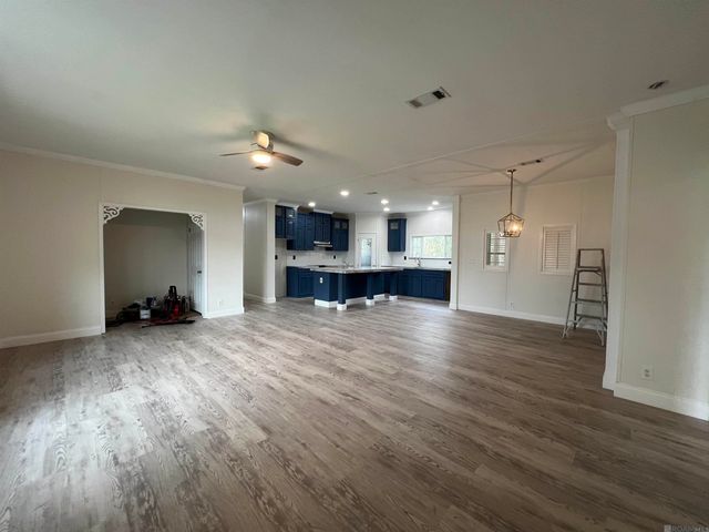 32273 Mary Ann Way, Denham Springs, LA 70006