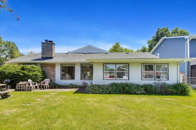 3002 Miller Drive, Mchenry, IL 60050
