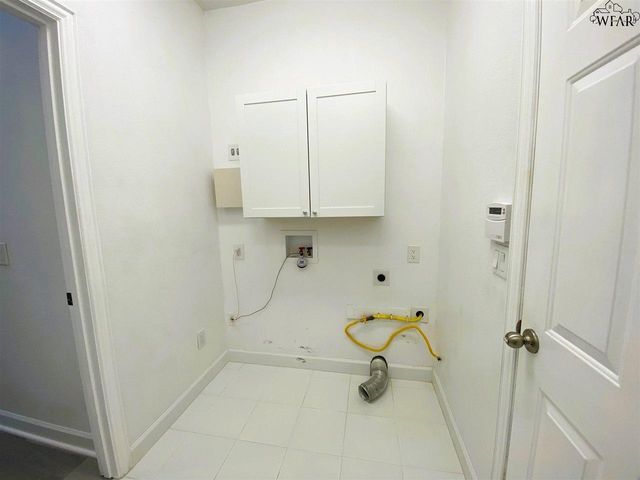 1716 ROCKRIDGE DRIVE, Wichita Falls, TX 76309