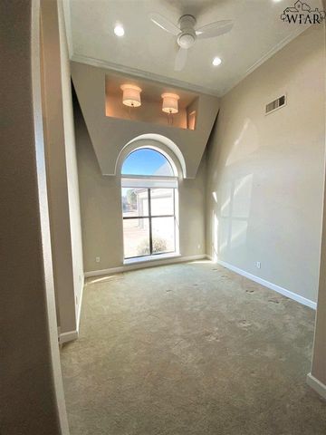 1716 ROCKRIDGE DRIVE, Wichita Falls, TX 76309