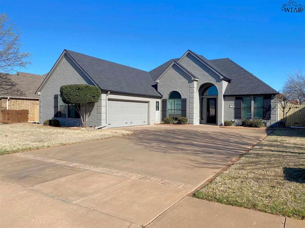 1716 ROCKRIDGE DRIVE, Wichita Falls, TX 76309