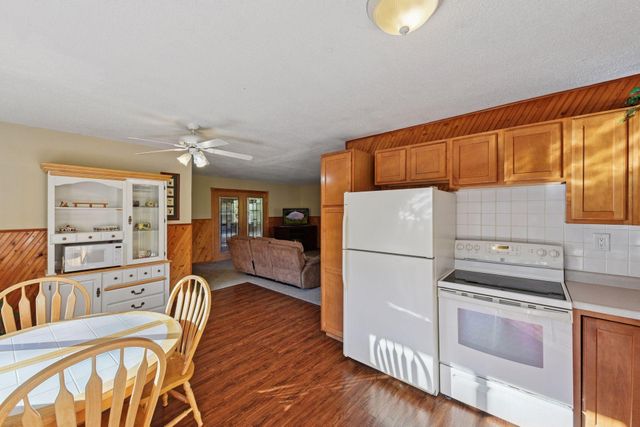 2724 Highway 25 SE, Buffalo, MN 55313