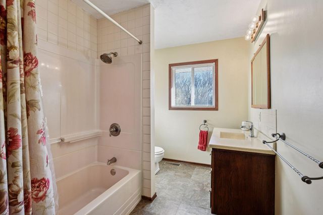 2724 Highway 25 SE, Buffalo, MN 55313