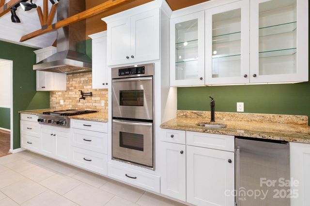 137 Warlick Road, Mills River, NC 28759