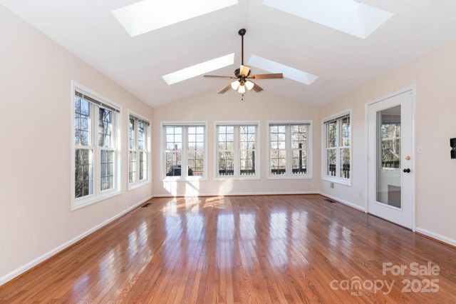 137 Warlick Road, Mills River, NC 28759