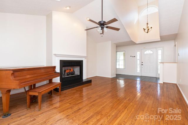 137 Warlick Road, Mills River, NC 28759