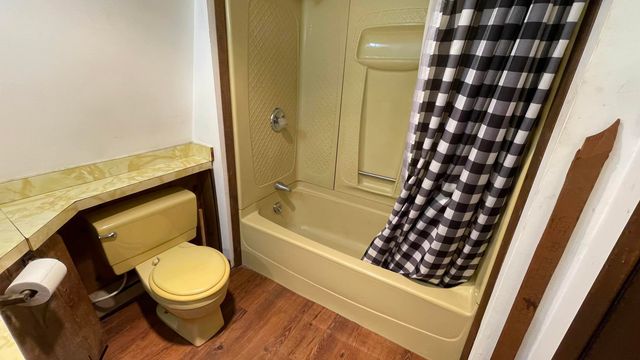 33 Forrest Lane, Newfane, VT 05345