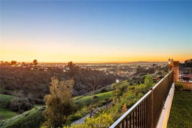 4807 Cinco View Drive, Whittier, CA 90601