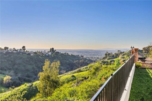 4807 Cinco View Drive, Whittier, CA 90601