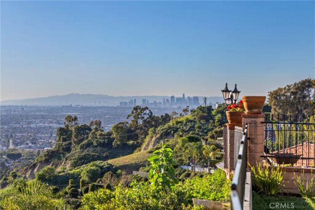 4807 Cinco View Drive, Whittier, CA 90601