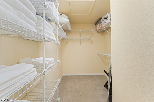 102 SW 9th ST, Cape Coral, FL 33991