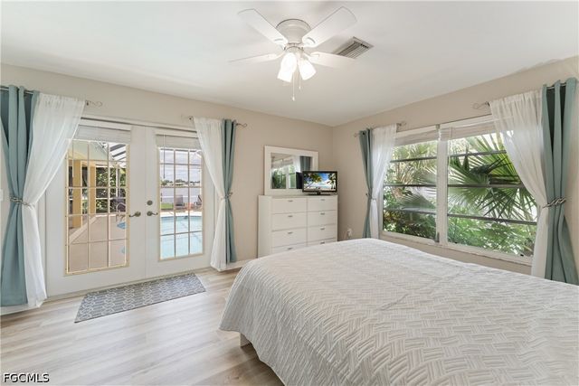 102 SW 9th ST, Cape Coral, FL 33991