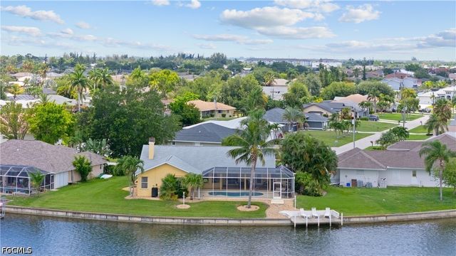 102 SW 9th ST, Cape Coral, FL 33991