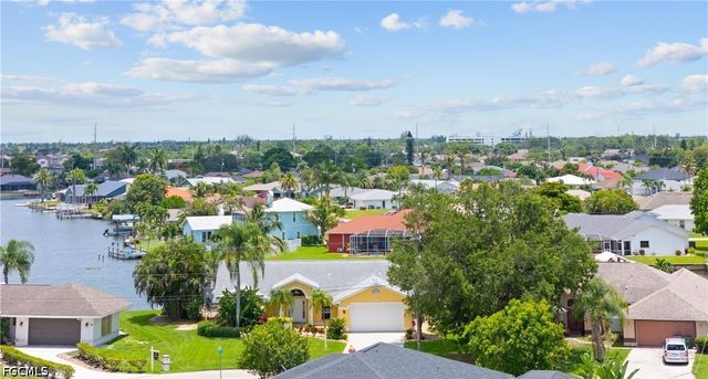 102 SW 9th ST, Cape Coral, FL 33991