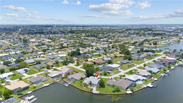 102 SW 9th ST, Cape Coral, FL 33991