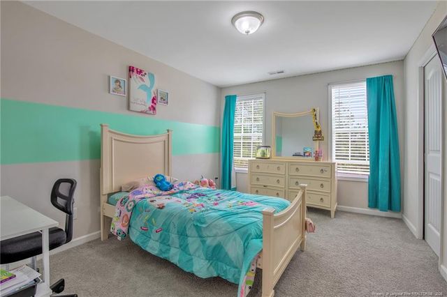 164 Ledgebrook Lane, Raeford, NC 28376