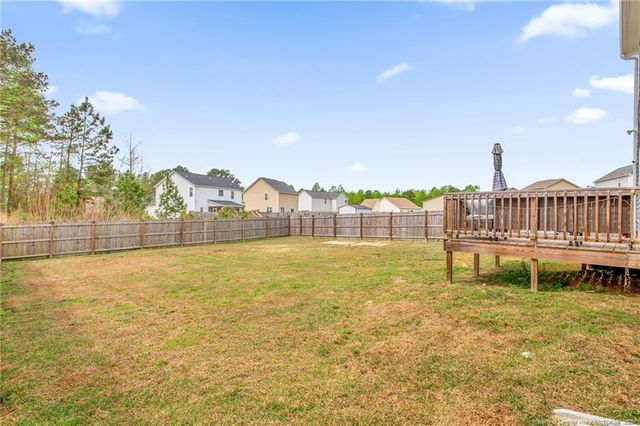 164 Ledgebrook Lane, Raeford, NC 28376