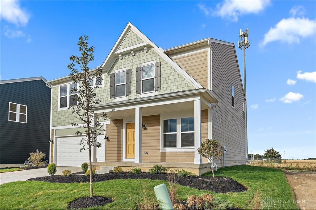 134 Kenneth Hamilton Way, Yellow Springs Vlg, OH 45387