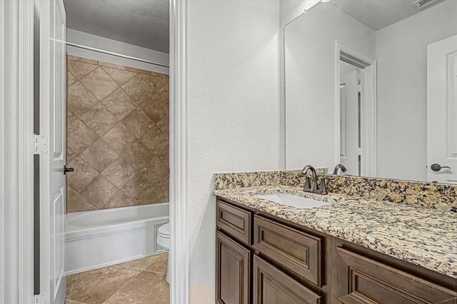20302 Bandera Lake Lane, Richmond, TX 77407