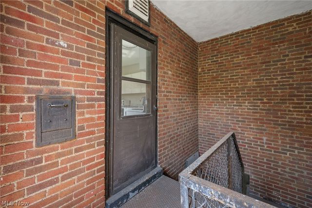 11430 Cedar Glen Pky B5, Cleveland, OH 44106